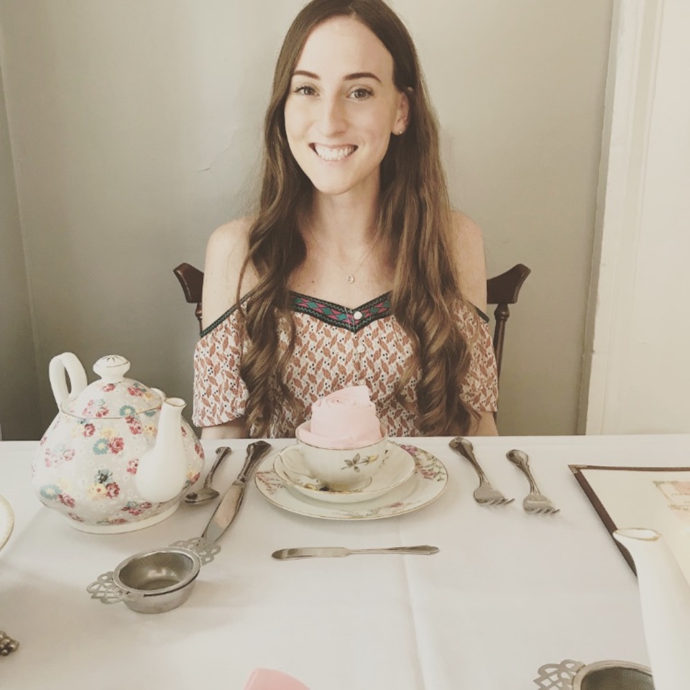 Meet your Posher, Sharon